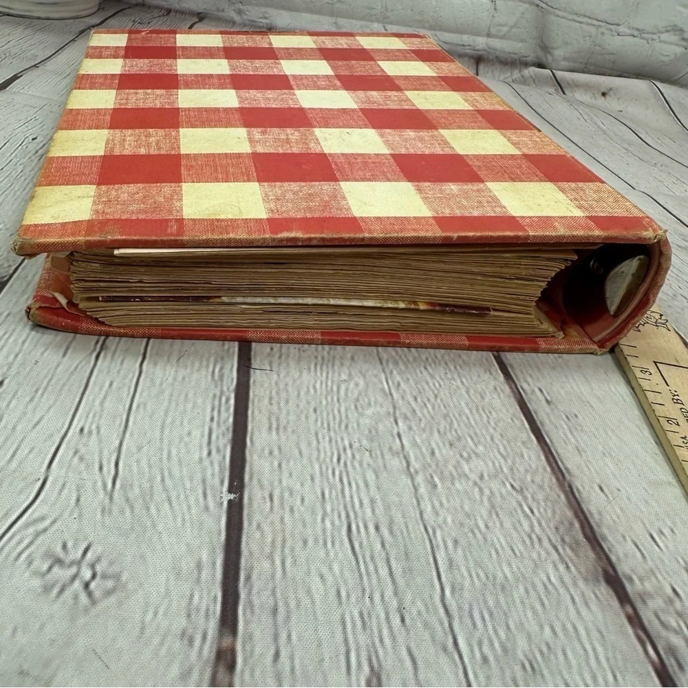 vintage first ed. 1953 Better Homes and Gardens Red White Gingham New Cookbook